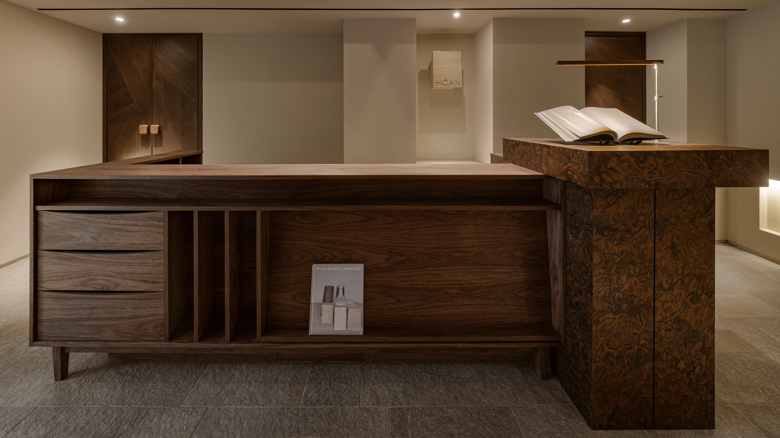 HOAN Clinic interior, third floor, image 01