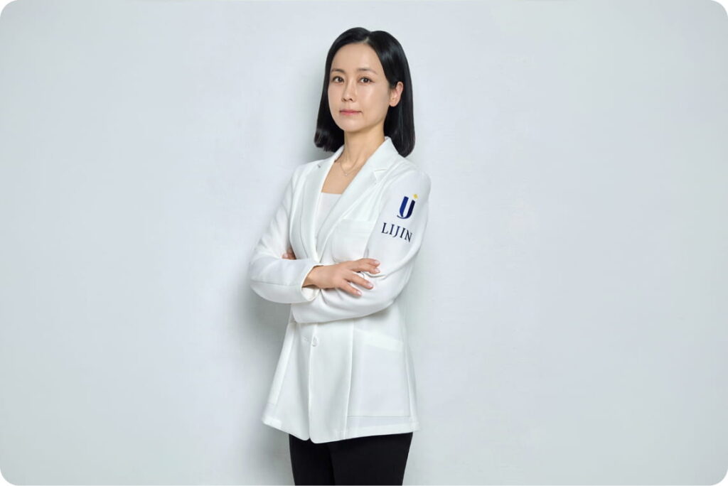 리진의원 조지영 원장 공식 의료진 사진