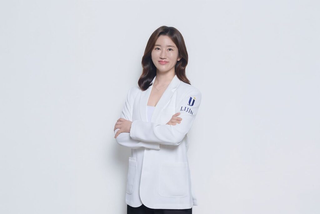 리진의원 한수민 원장 공식 의료진 사진