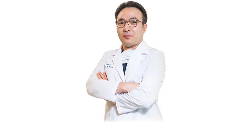 MD Clinic: يو وو سانغ (Yu Woo-sang / 유우상)، رئيس مركز فحوصات الثدي