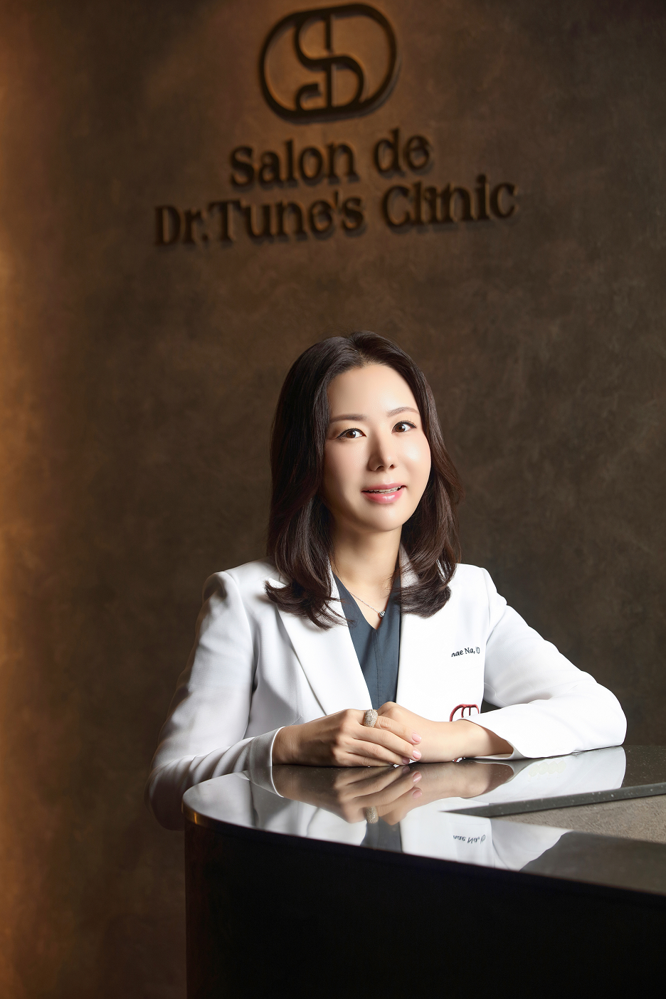 Dr. Na Jihye Salon de Dr.Tune’s Clinic