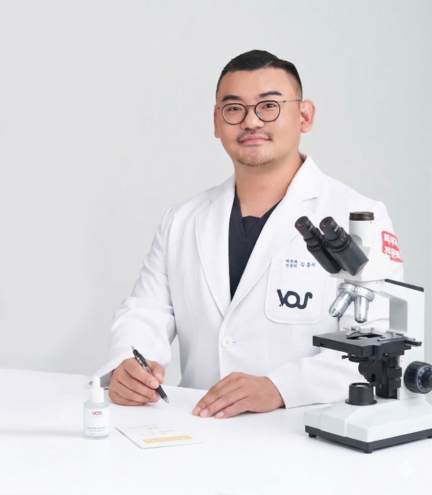 Dr. Hong Seok Kim bei einer individuellen Hautberatung